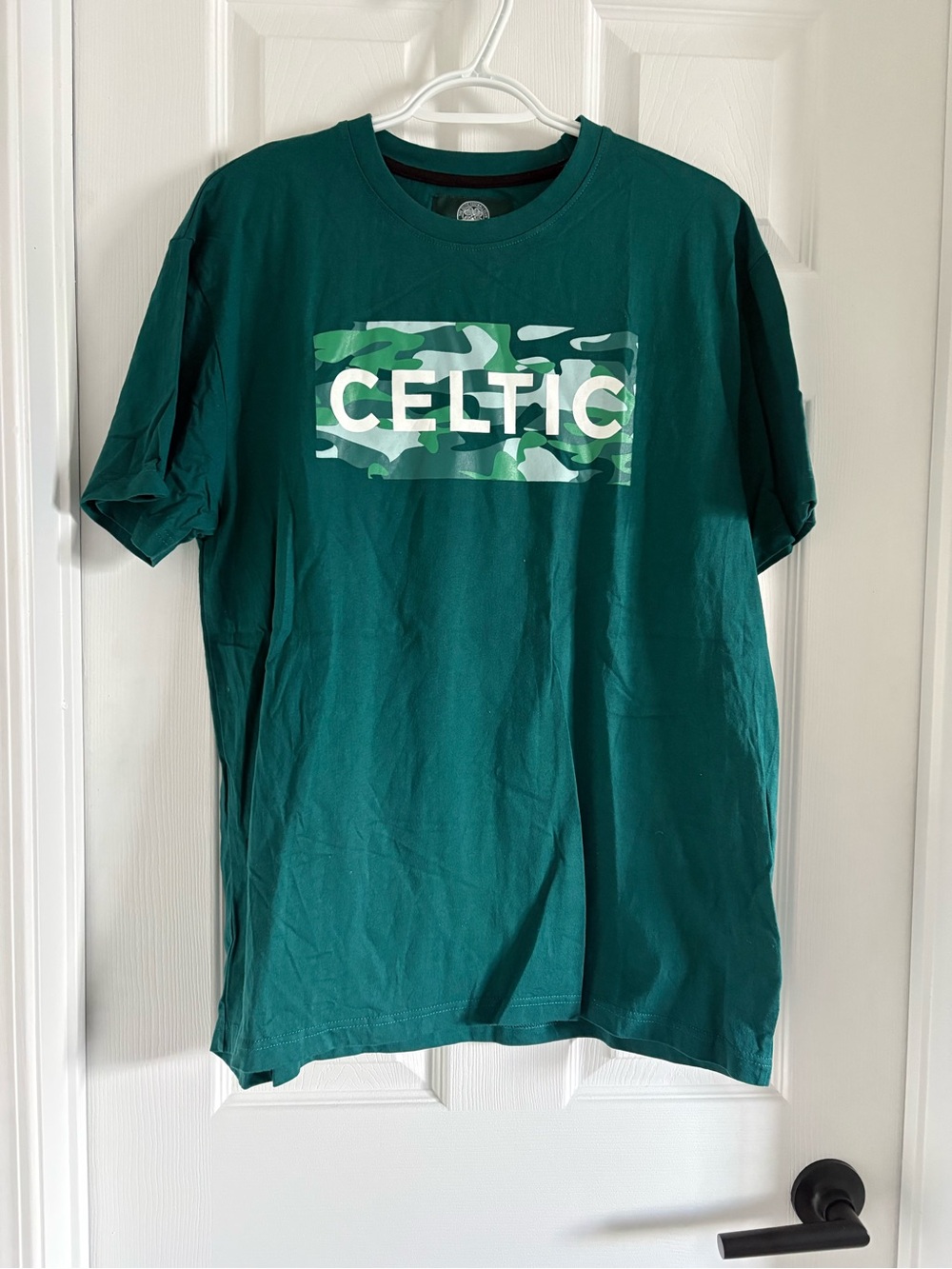 Celtic Green Graphic Tee - Men's Casual Shirt